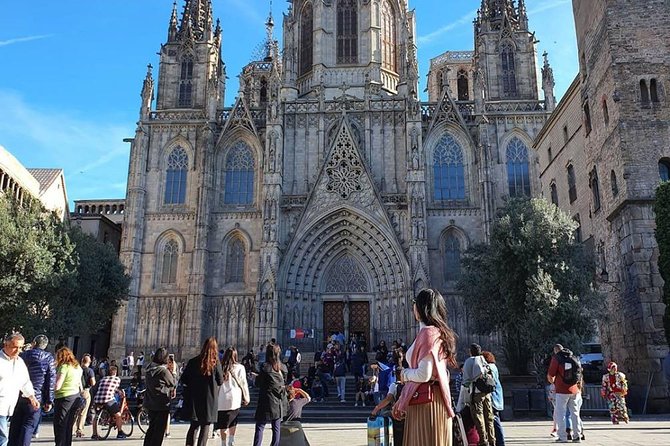 Ramblas, Old Town, Gothic and Gaudi Architecture Walking Tour - The Richness of Barcelona’s Modernist Architecture