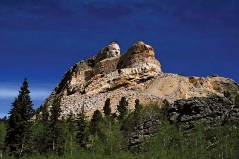 Rapid City: Mount Rushmore Winter Tour - Spotting Rocky Mountain Goats in Their Natural Habitat