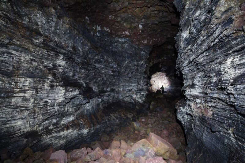 Raufarhólshellir: Lava Falls Adventure Tour - The Challenge and Rewards of the Lava Falls Tour