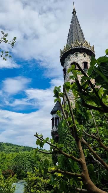 Ravadinovo: Castle In Love with the Wind - Entry Ticket - Practical Details: Meeting Point and Accessibility