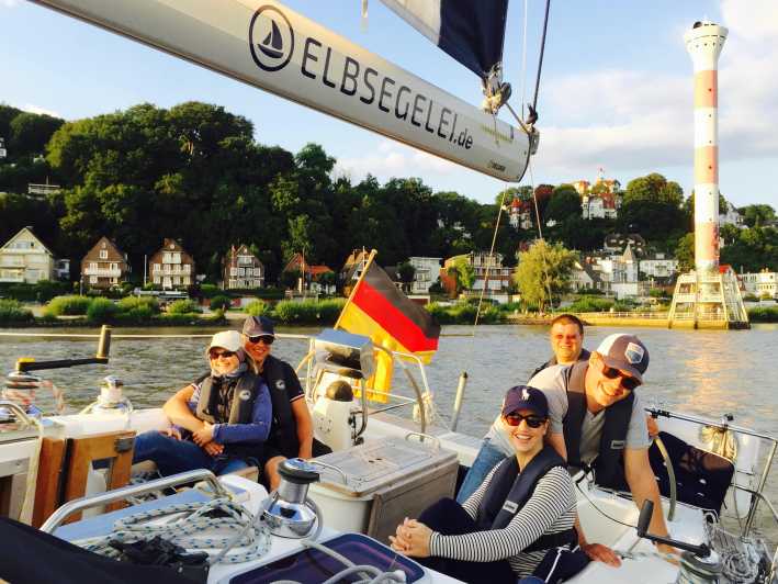Real sailing trip "to the Gates of Hamburg", from/to Wedel - The Starting Point at Wedel and Meeting Details