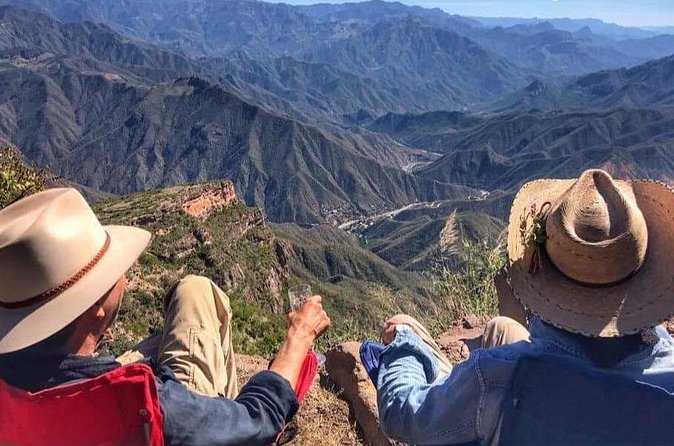 Recowata Hot Springs Tour - Descending into Tararecua Canyon