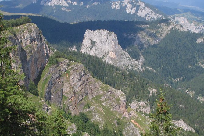 Red Lake and the Bicaz Gorges Day Tour - Suitable for a Wide Range of Travelers