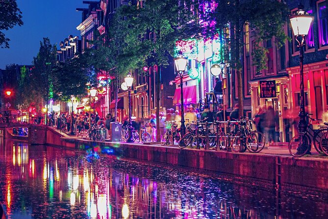 Red Light District Primetime Private Tour for 18+ Only - The Experience and Guide Expertise