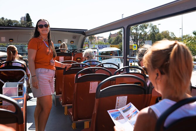 Red Line: Split Panoramic Tour with Sightseeing Bus - The Bus Experience and Onboard Amenities