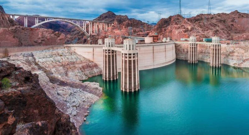 Red Rock Canyon, Seven Magic Mountains, Nelson Ghost Town - Practical Details and Group Experience