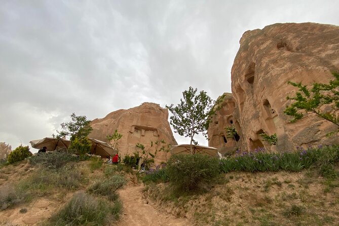 Red & Rose Valley Sunset Hiking Tour with a Trekking Dog "Oscar" - The Coffee Break Overlooking the Valley of Roses