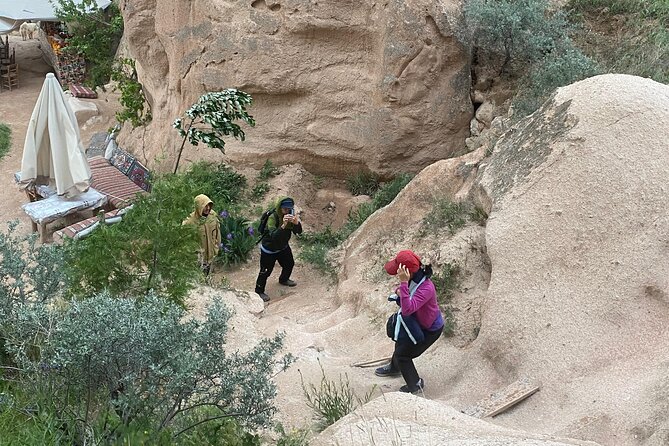 Red & Rose Valley Sunset Hiking Tour with a Trekking Dog "Oscar" - What Sets This Tour Apart from Others