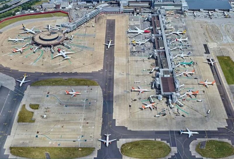 Redhill: 1-Hour South Coast Helicopter Tour for 3 People - Key Points