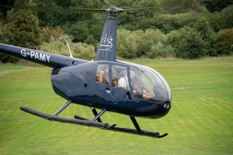 Redhill: Pathfinder Helicopter 15-Minute Flight - Starting the Flight from Redhill Aerodrome