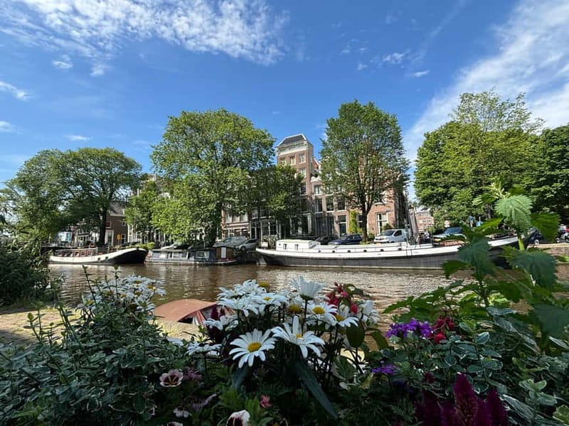 REDKULT: Red Light District & Historical City Center - Comparing Similar Experiences in Amsterdam