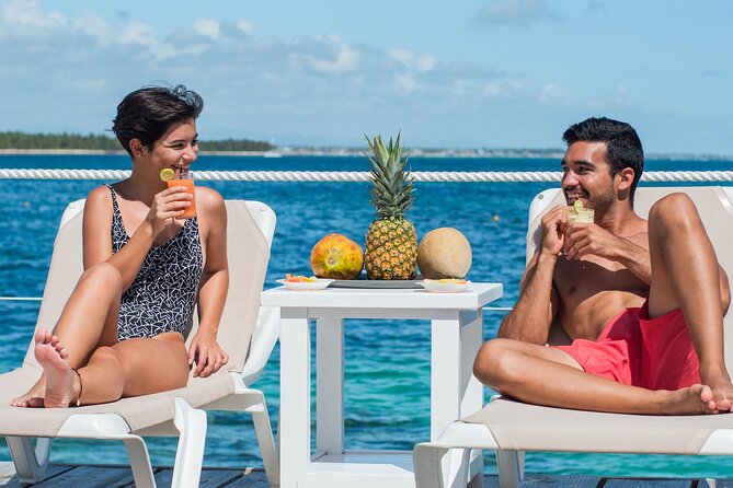 Reef Explorer Half Day Trip - Relaxation with Sunbathing and Massage Sessions