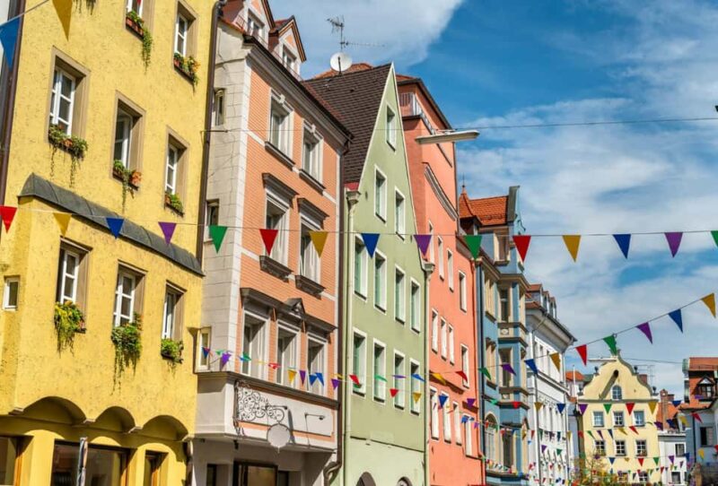 Regensburg: 2-hour Best Intro Walking Tour with a Local - Key Points
