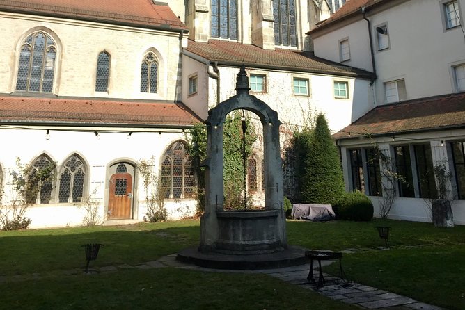 Regensburg Private Guided Day Tour from Munich by Rail - Personal Guidance and Tailored Tours