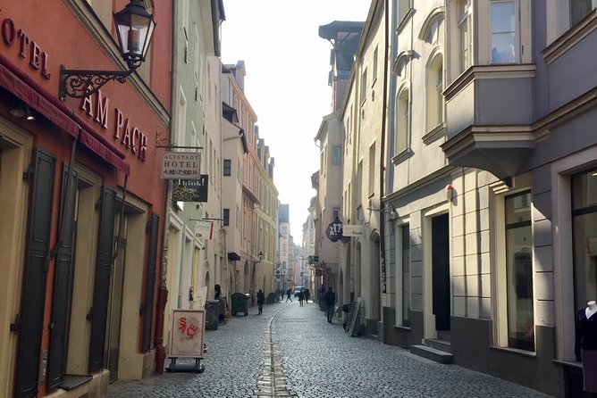 Regensburg Private Guided Day Tour from Munich by Rail - Flexibility with Independent Time in Regensburg