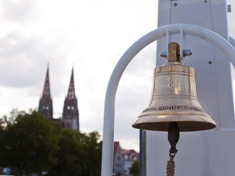 Regensburg: Sightseeing Boat Tour to Walhalla - Key Points