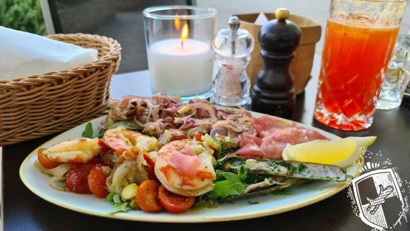 Regensburg: walking tour with italian wines and food tasting - The Guide’s Role in Creating a Memorable Experience