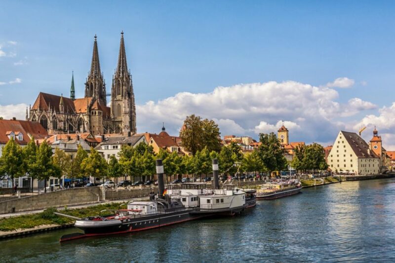 Regensburg: walking tour with italian wines and food tasting - Practical Details and Accessibility