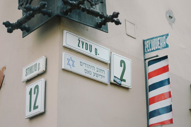Regular walking tour of Jewish Vilnius - Starting Point at Vilnius Town Hall