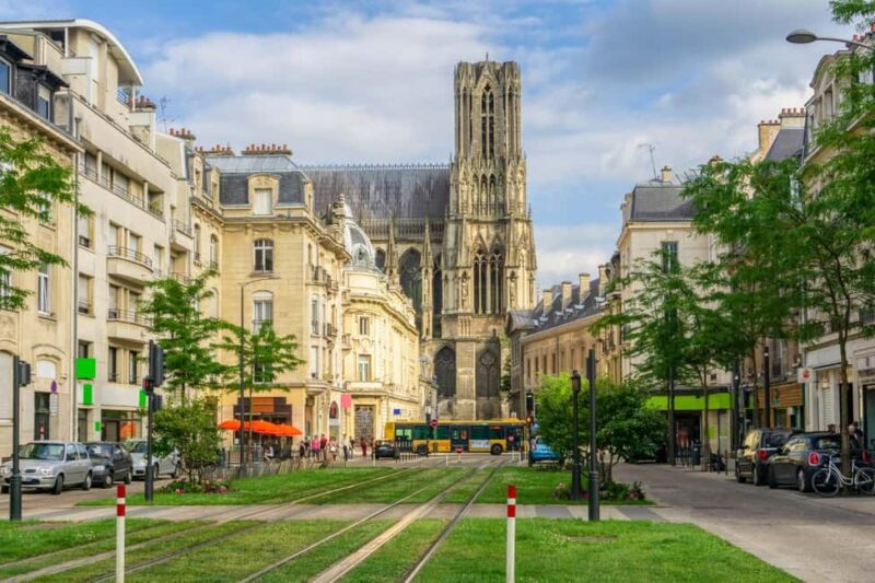 Reims: 2-hour Best Intro Walking Tour with a Local - Reims: An Accessible and Engaging Introduction for All Visitors