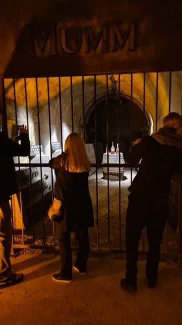 Reims: Big and small wineries day tour - Exploring the Historic Cellars of Champagnes Grand Maisons