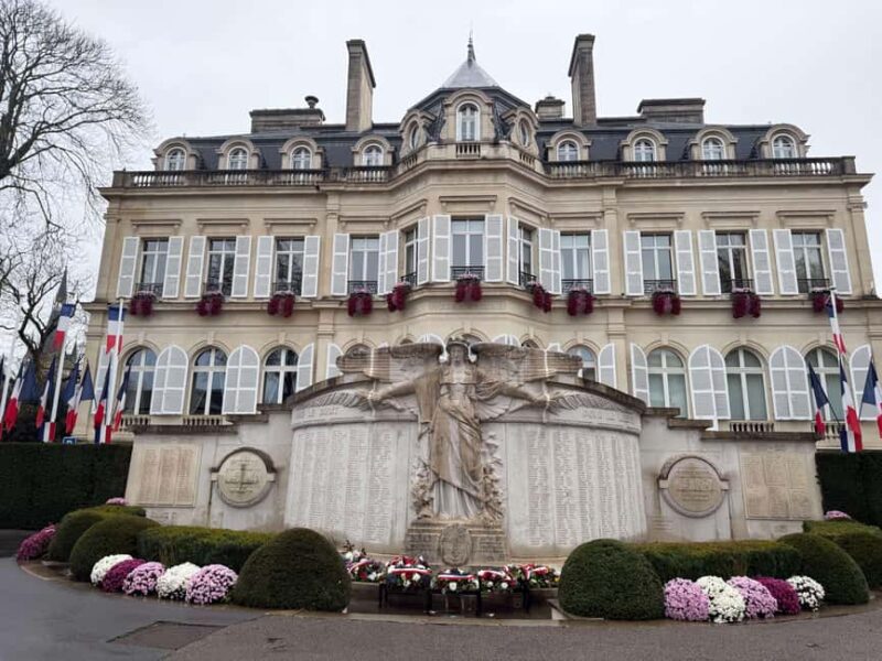 Reims: Day Trip from Paris with Champagne Tasting - Transparency in Logistics and Group Size