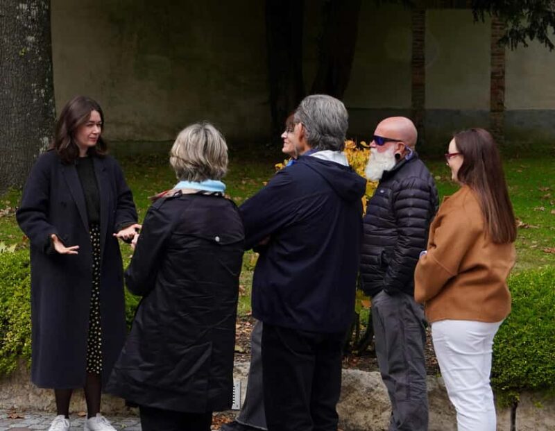 Reims: Veuve Clicquot and Family-Run Winery Day Tour & Lunch - Logistics: From Meeting Points to Comfort