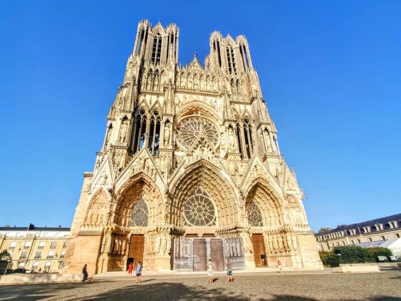 Reims: Veuve Clicquot Tasting Private Tour in Champagne - Reims City Tour and Champagne House Visits