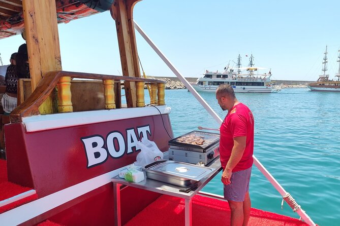 Relax Boat Tour with Lunch and Soft Drinks in Alanya - Safety, Insurance, and Family-Friendly Experience