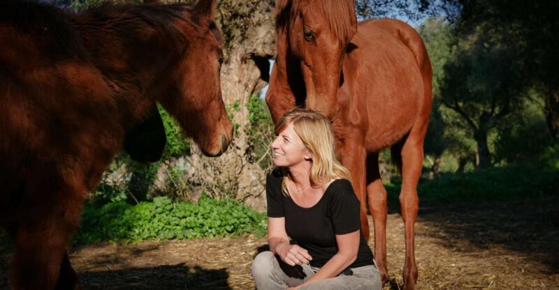 Relax & Mindfulness with Horses in Vejer de la Frontera - An Authentic Approach to Horses and Mindfulness