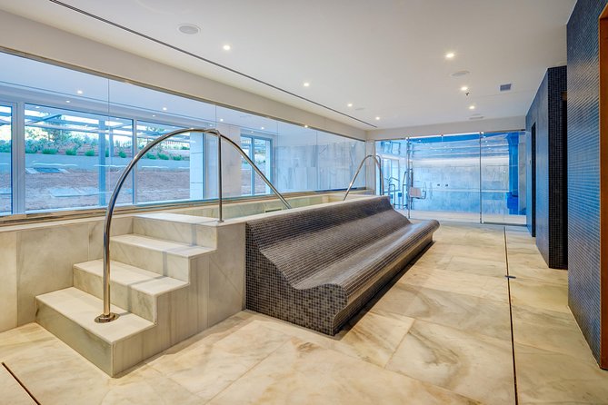 Relaxing back massage & day SPA - Spa Facilities Offer a Range of Relaxation Options