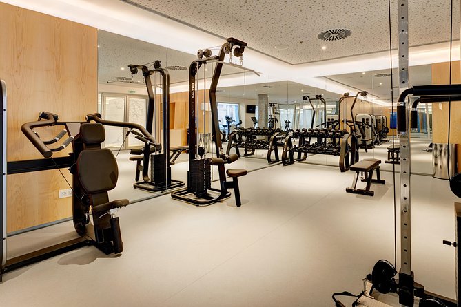 Relaxing back massage & day SPA - Who Should Consider This Spa Day?