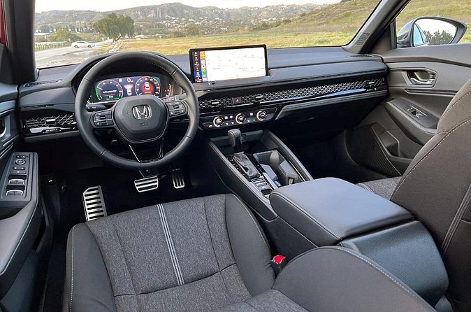 Reliable Airport Transfer to Downtown Nashville - Key Benefits of the Sedan Service