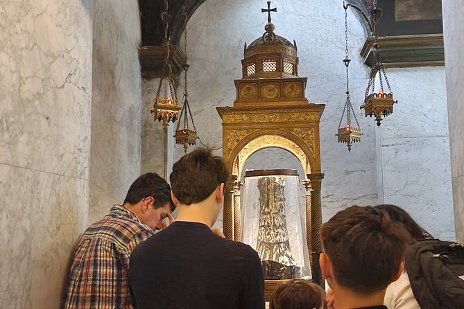 Relics from Passion of the Christ Tour in Rome - Logistics and Group Experience