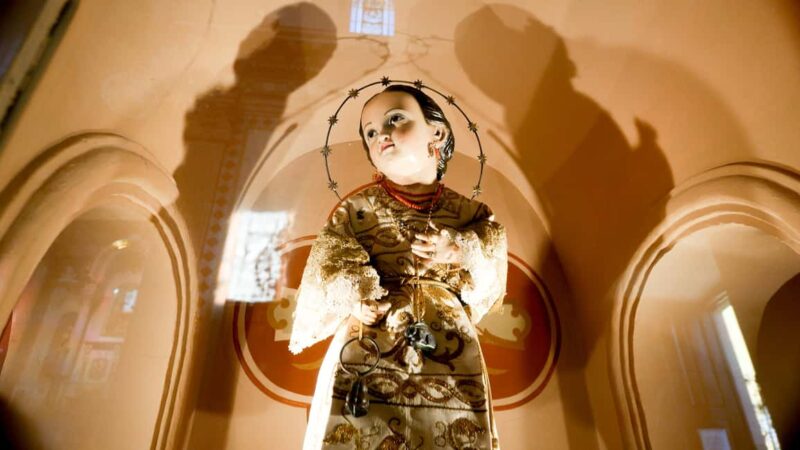 Religious Tour: The Pilgrim's Route - Exploring the Temple and Ex-convent of the Santa Cruz