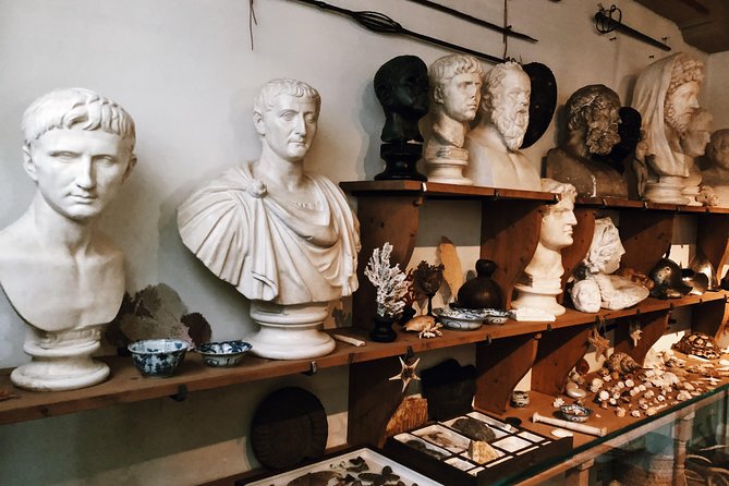 Rembrandt House (w/ Entry) & Neighborhood- Exclusive Guided Tour - The Significance of Rembrandtplein and the Bronze Statues