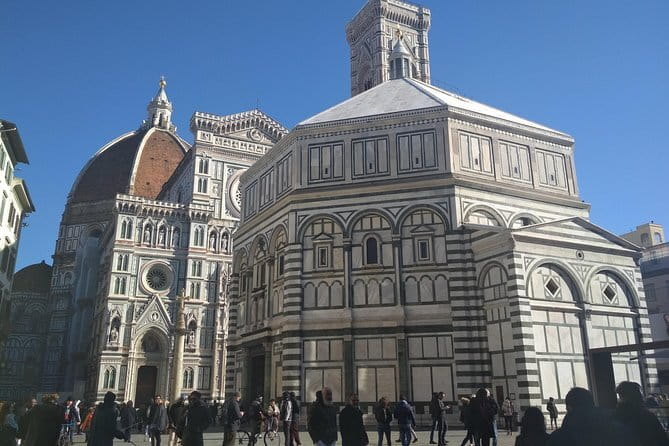 Renaissance & Medieval Florence Guided Walking Tour plus mobile App - Piazza della Signoria and Its Sculptural Collection