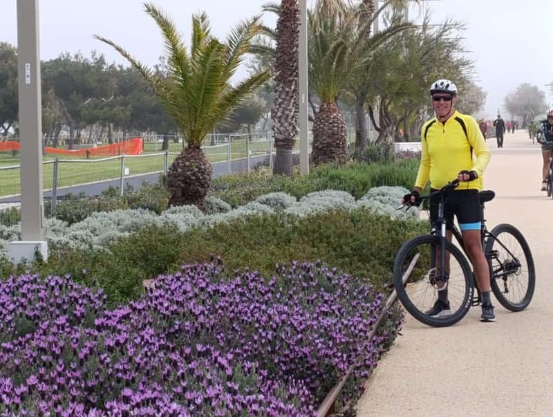 Rent a bike: Cagliari Port, Su Siccu, Parco Nervi, Molentargius - Key Points