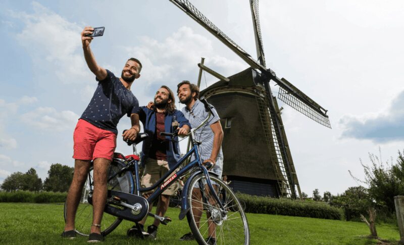 Rent a bike in Amsterdam | 1, 2, 3+ hours - Who Should Consider This Bike Rental Service?