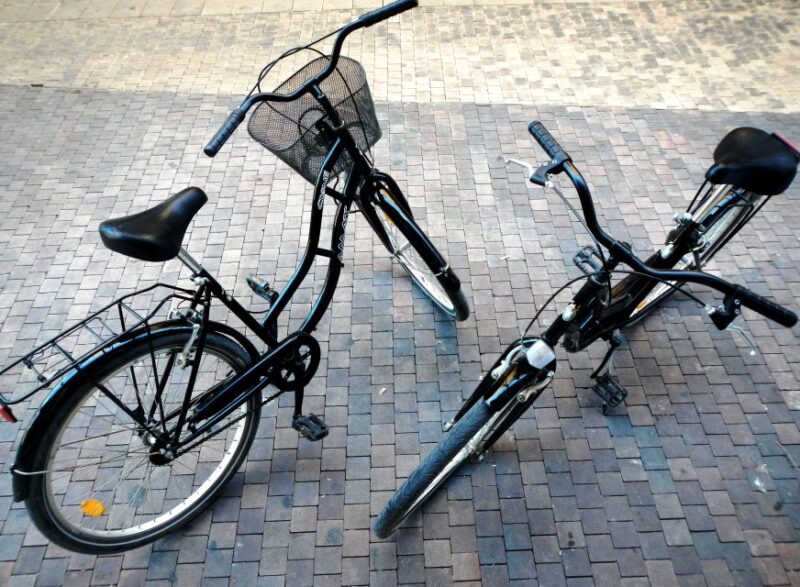 Rent a bike in Malaga - Meeting Point and End Location at Calle casas de campos 2