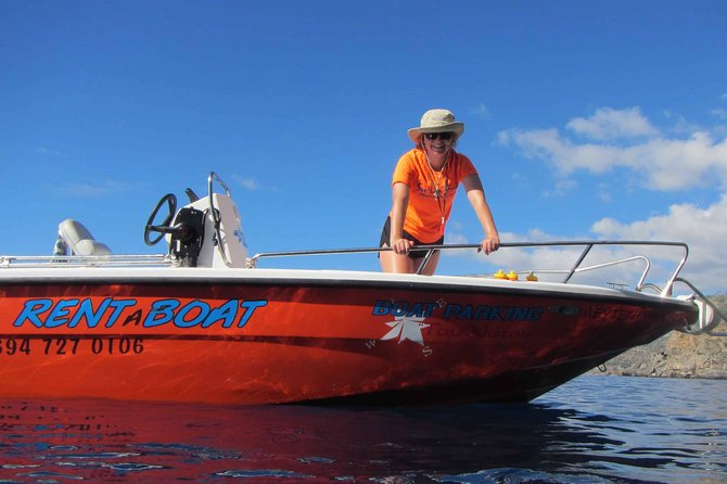 RENT A BOAT 5,5m - 30hp LICENSE FREE Chora Sfakion, Sfakia - What Makes the 30hp Boats Ideal for Cretes Coast