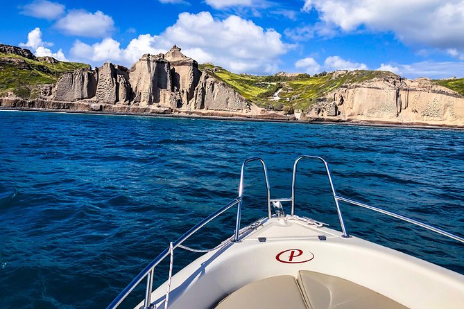 Rent a Boat in Santorini without a license *BRAND NEW BOATS 2024* - Why Choose This Private Boat Rental in Santorini