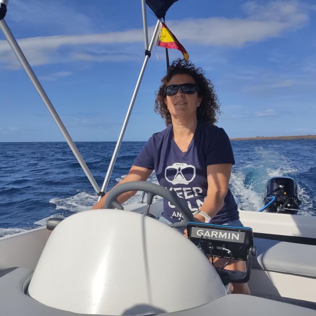 Rent a Boat with No License, Self Drive - Who Will Enjoy This Tour Most?