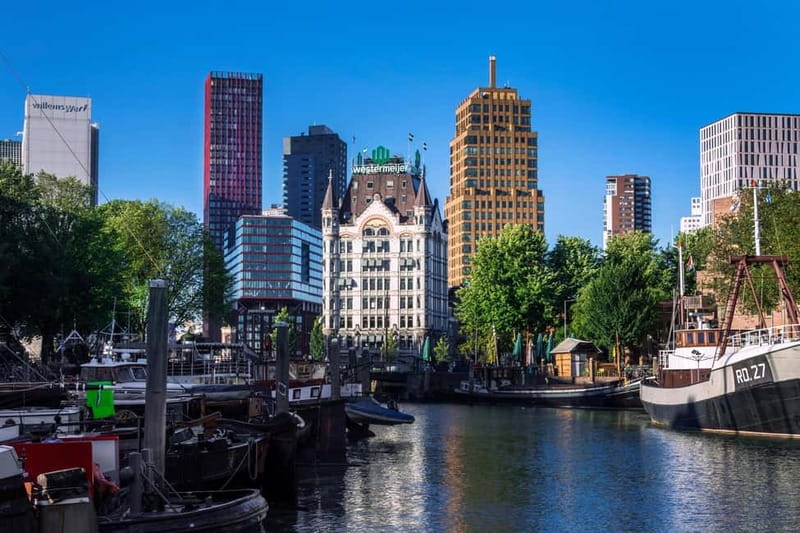 Rent a Canoe in Wijnhaven, Rotterdam - The Route and Scenic Highlights of Rotterdam’s Harbours