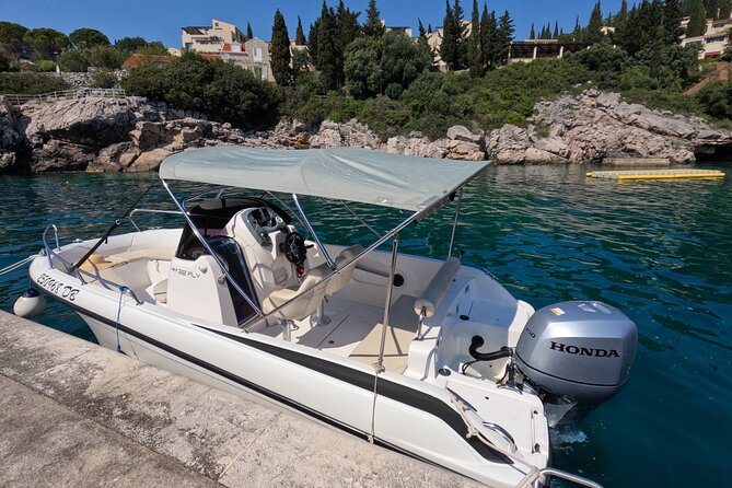 Rent a speedboat without skipper - discover beauties by yourself - Discover Dubrovnik by Yourself with a Skipper-Free Speedboat Rental