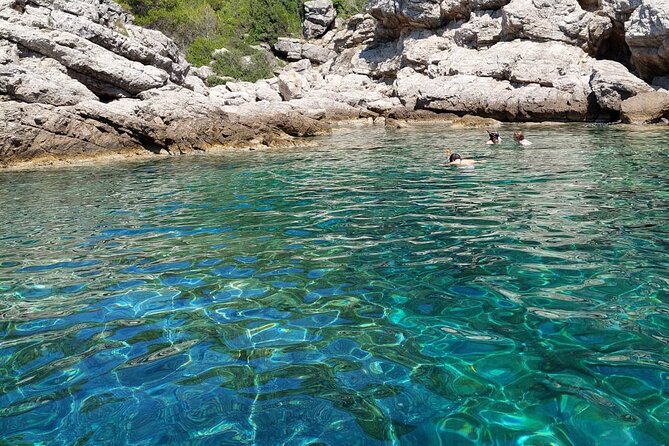 Rent a speedboat without skipper - discover beauties by yourself - Siplan Island’s Largest Elaphite Island and Lunch Options