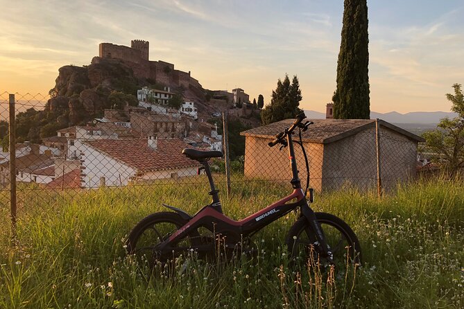 Rental of electric bicycles, personalized routes guided by GPS - The Practical Aspects of the Tour