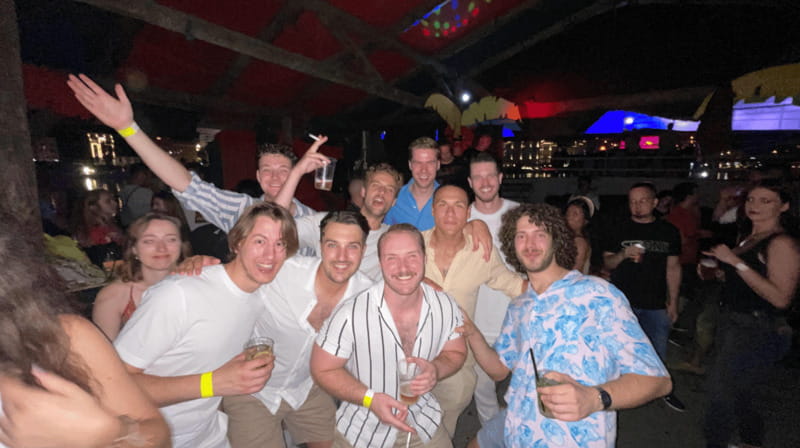 RePlay Pub Crawl in Belgrade - The Role of the Live English-Speaking Guide