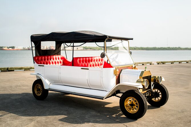 Replica 1908 Model-T Electric Golf Cart Rental - Ease of Booking and Customer-Friendly Policies