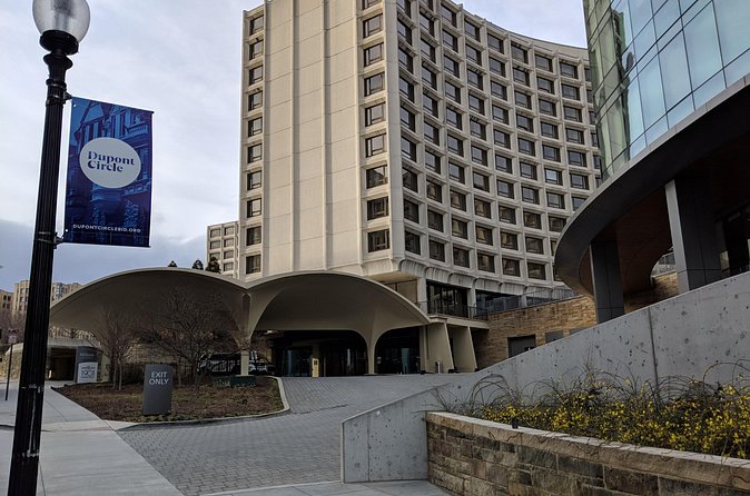 Residences of the Presidentses Walking Tour: Dupont & Kalorama - The Tour Experience: Pacing, Accessibility & Group Size